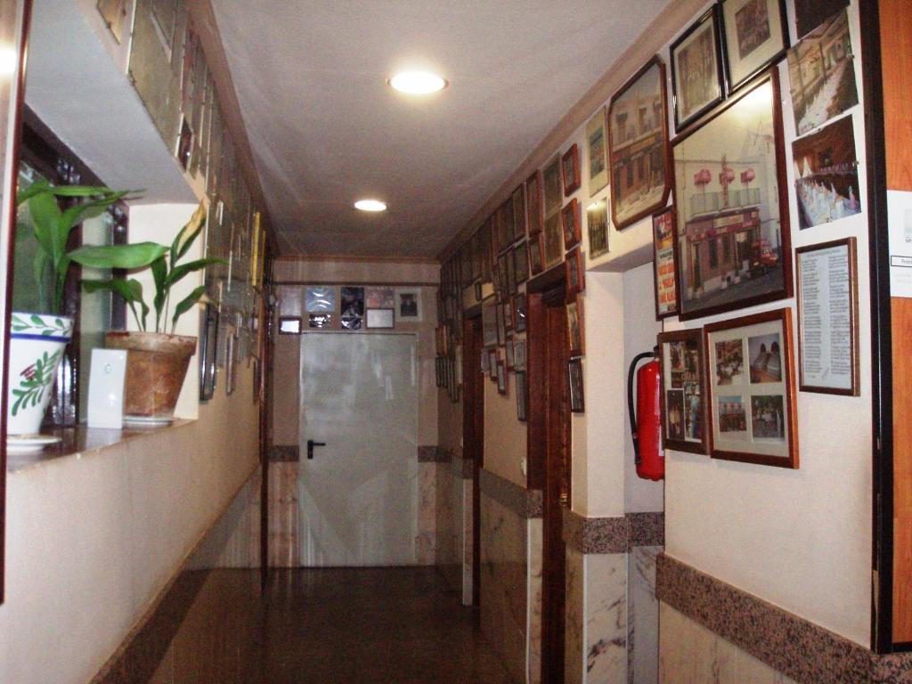 Hotel Los Hermanos Ocaña Exterior foto